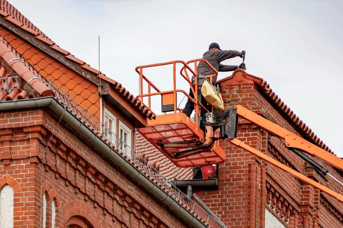 Roof Coatings & Sealing in Minneapolis, MN